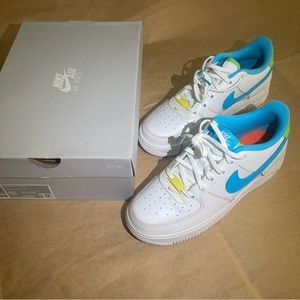Nike Air Force 1 (6.5Y)